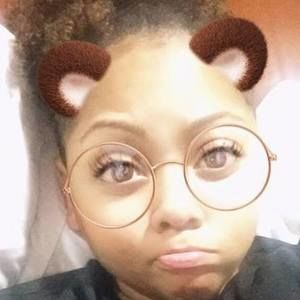 Meet your Posher, Jebria